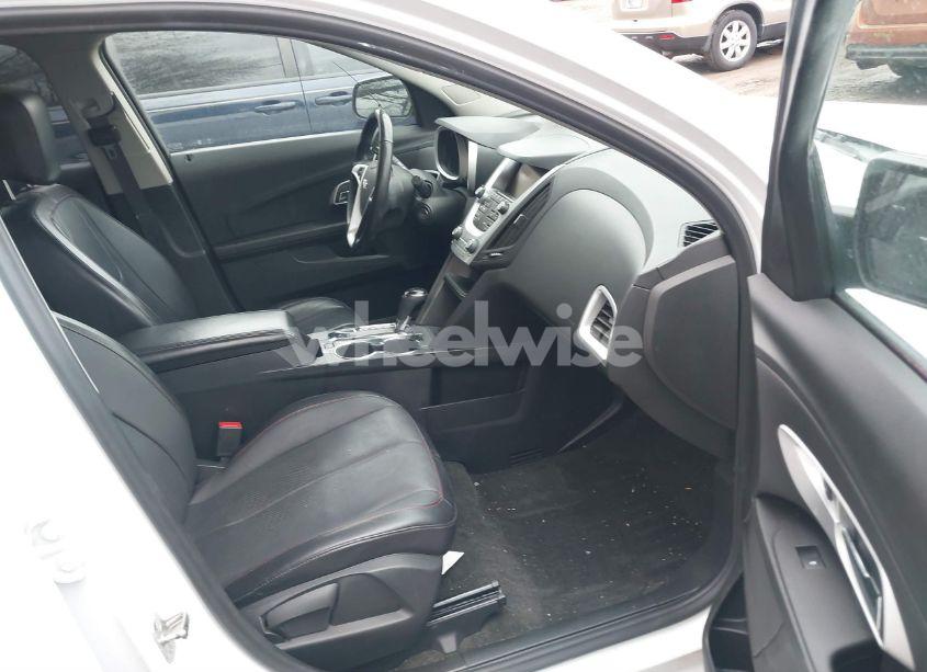 Photo 5 of 2017 Chevrolet Equinox LT (VIN 2GNFLFEK6H6127862)