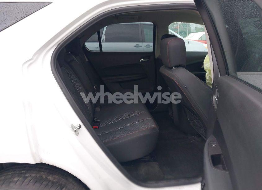 Photo 8 of 2017 Chevrolet Equinox LT (VIN 2GNFLFEK6H6279382)