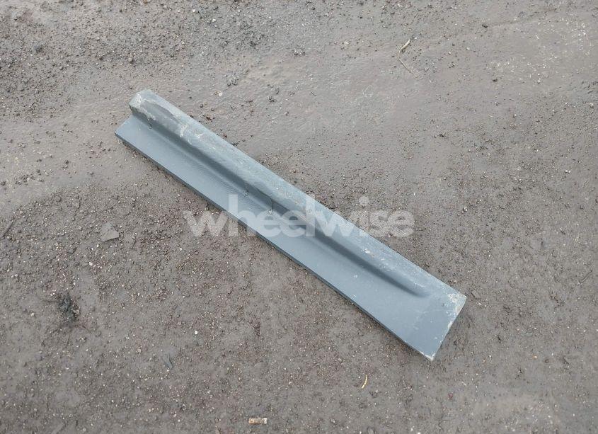 Photo 12 of 2017 Chevrolet Equinox LT (VIN 2GNFLFEK7H6233799)