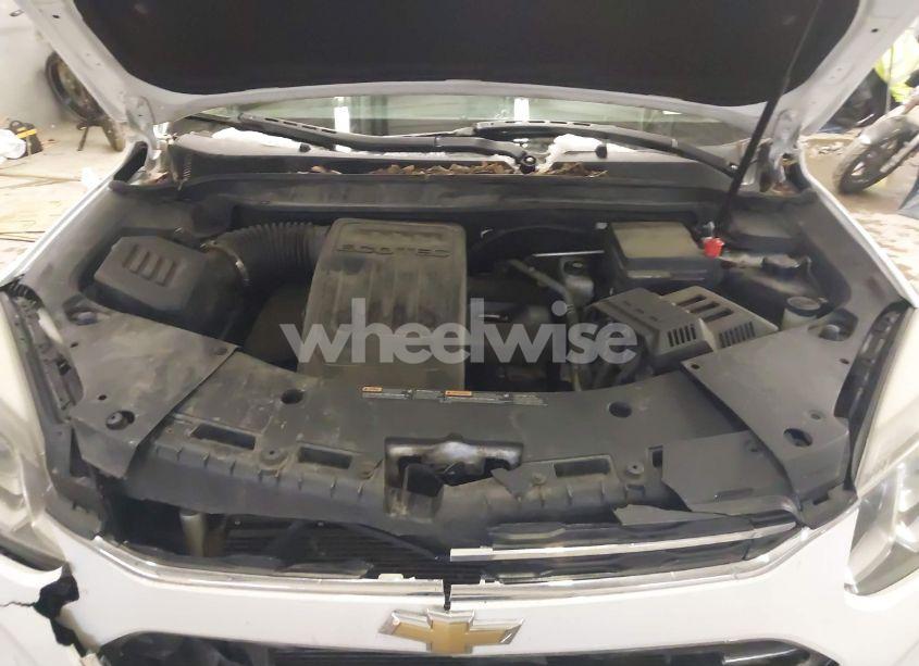 Photo 10 of 2016 Chevrolet Equinox LT (VIN 2GNFLFEK8G6310811)