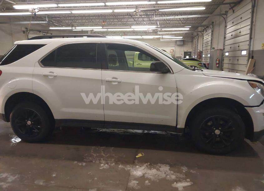 Photo 13 of 2016 Chevrolet Equinox LT (VIN 2GNFLFEK8G6310811)