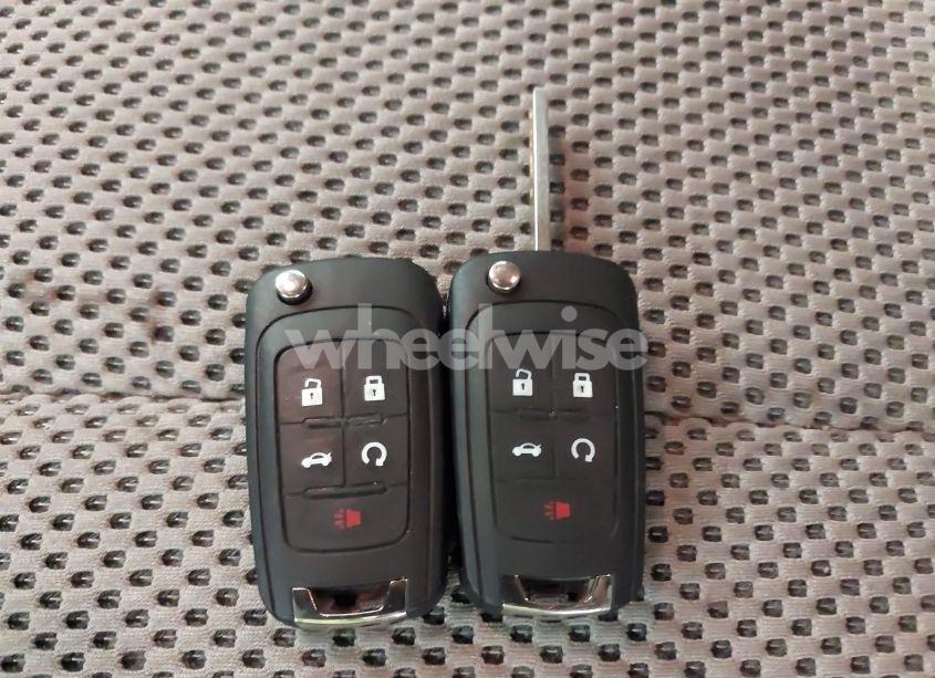 Photo 11 of 2017 Chevrolet Equinox LT (VIN 2GNFLFEK8H6243189)