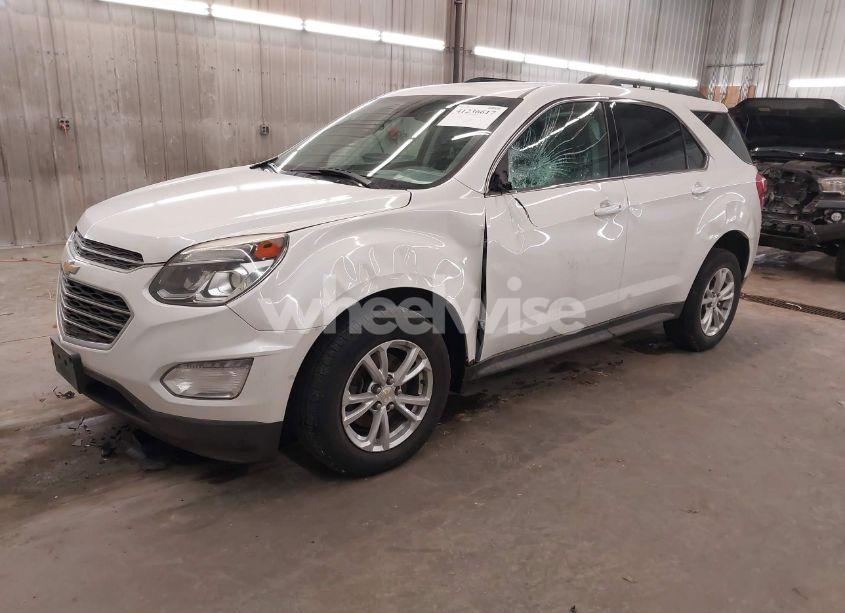 Photo 2 of 2017 Chevrolet Equinox LT (VIN 2GNFLFEK8H6243189)
