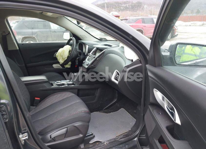 Photo 5 of 2017 Chevrolet Equinox LT (VIN 2GNFLFEK8H6335127)