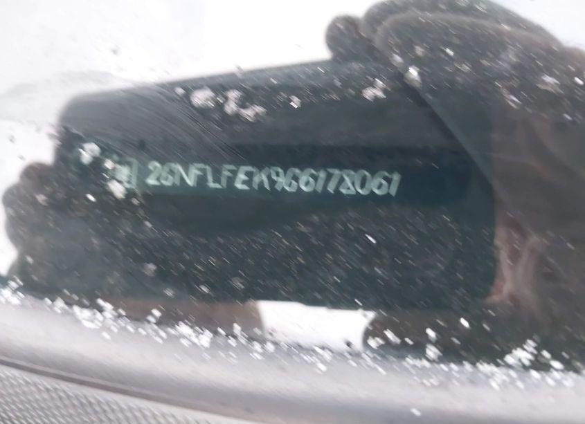 Photo 9 of 2016 Chevrolet Equinox LT (VIN 2GNFLFEK9G6178061)