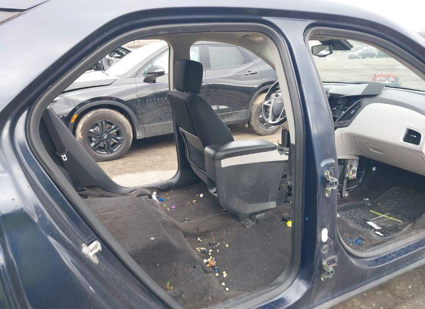 Photo 8 of 2016 Chevrolet Equinox LT (VIN 2GNFLFEK9G6199833)