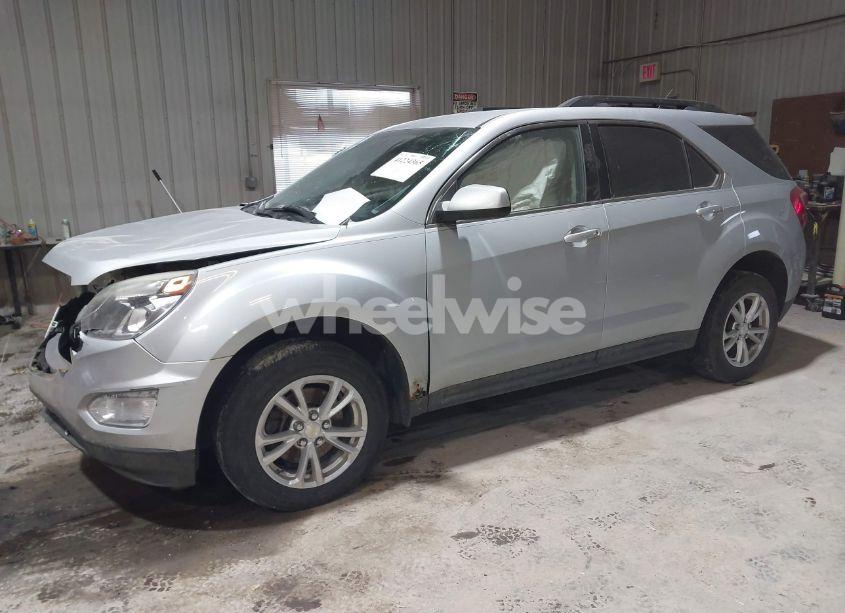 Photo 2 of 2016 Chevrolet Equinox LT (VIN 2GNFLFEK9G6290536)