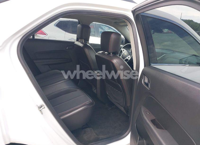 Photo 8 of 2017 Chevrolet Equinox LT (VIN 2GNFLFEK9H6177980)