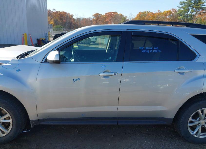 Photo 13 of 2017 Chevrolet Equinox LT (VIN 2GNFLFEK9H6258588)
