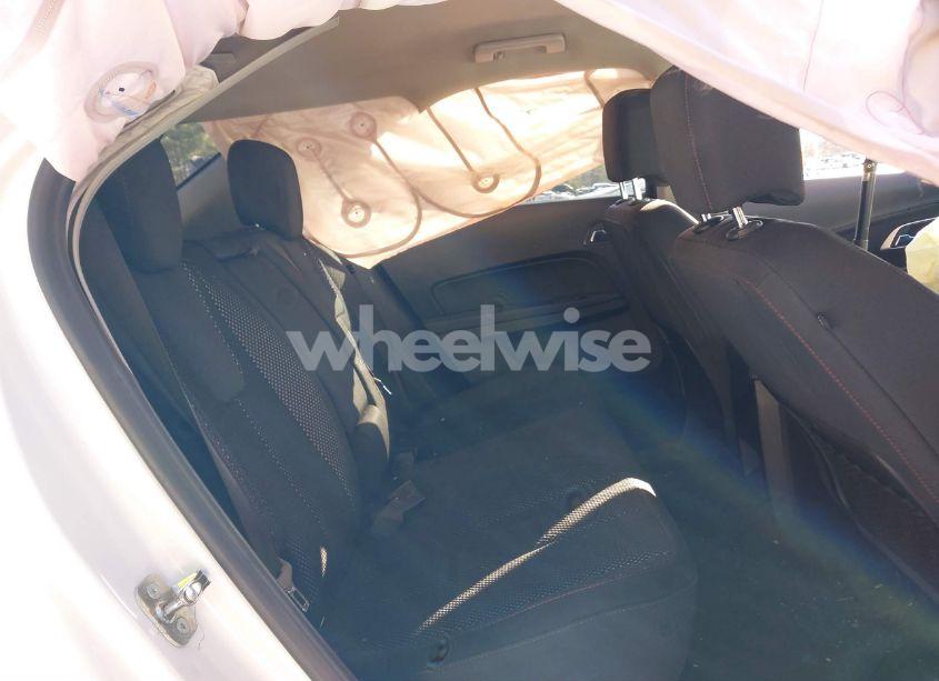 Photo 8 of 2017 Chevrolet Equinox LT (VIN 2GNFLFEK9H6263872)