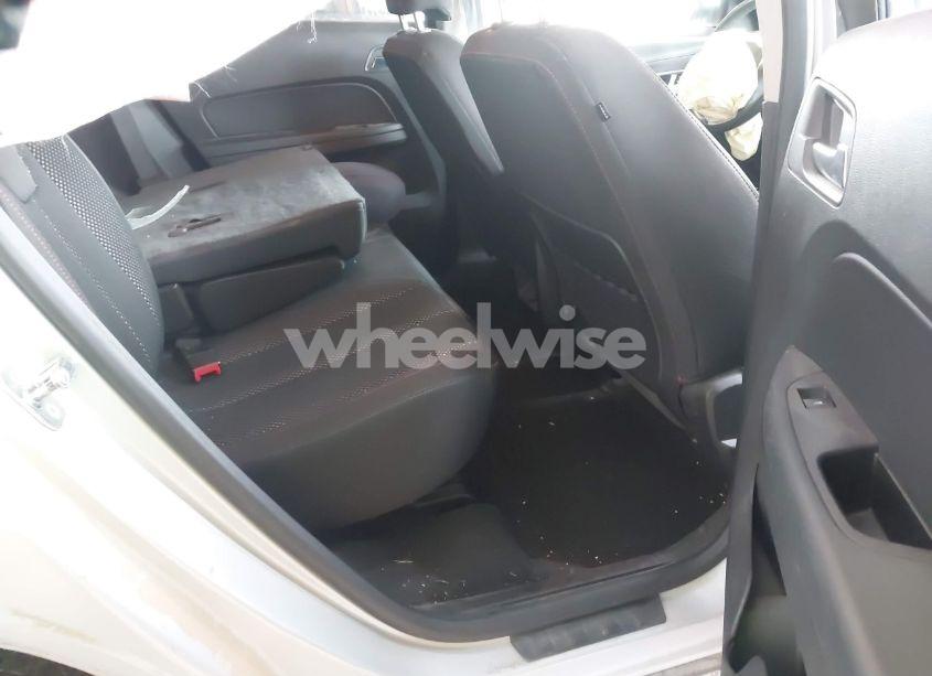 Photo 8 of 2014 Chevrolet Equinox 1LT (VIN 2GNFLFEKXE6187607)