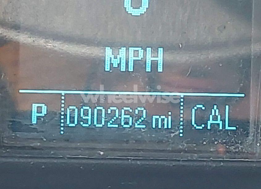 Photo 16 of 2016 Chevrolet Equinox LT (VIN 2GNFLFEKXG6359864)