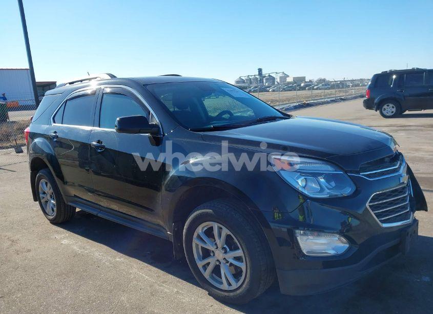 2017 Chevrolet Equinox LT (VIN 2GNFLFEKXH6109784) main photo