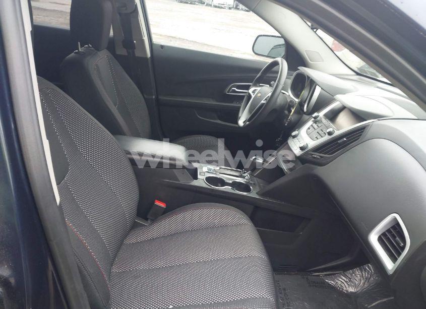 Photo 5 of 2017 Chevrolet Equinox LT (VIN 2GNFLFEKXH6268112)