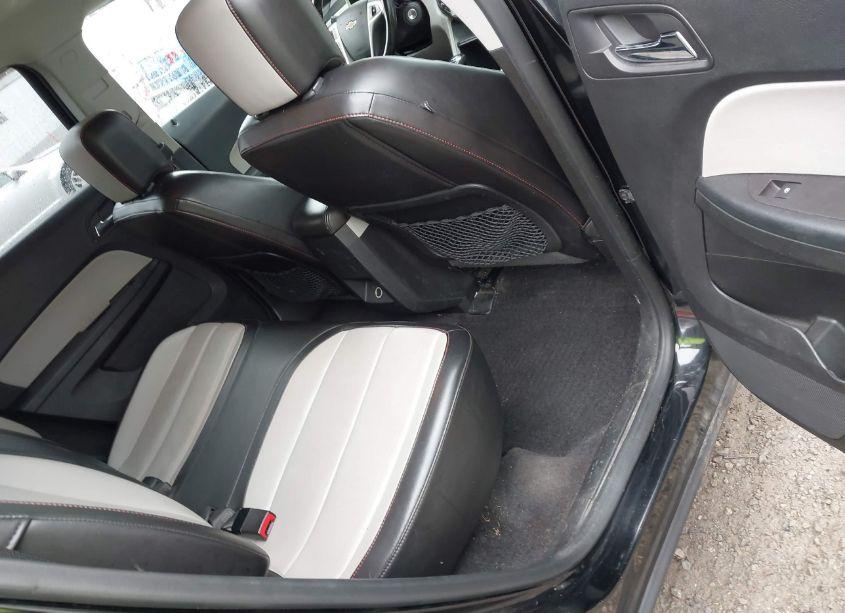 Photo 8 of 2016 Chevrolet Equinox LTZ (VIN 2GNFLGE31G6175525)