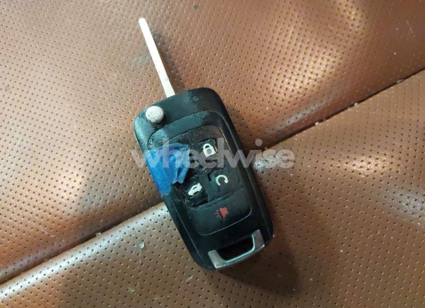 Photo 11 of 2016 Chevrolet Equinox LTZ (VIN 2GNFLGE32G6176473)