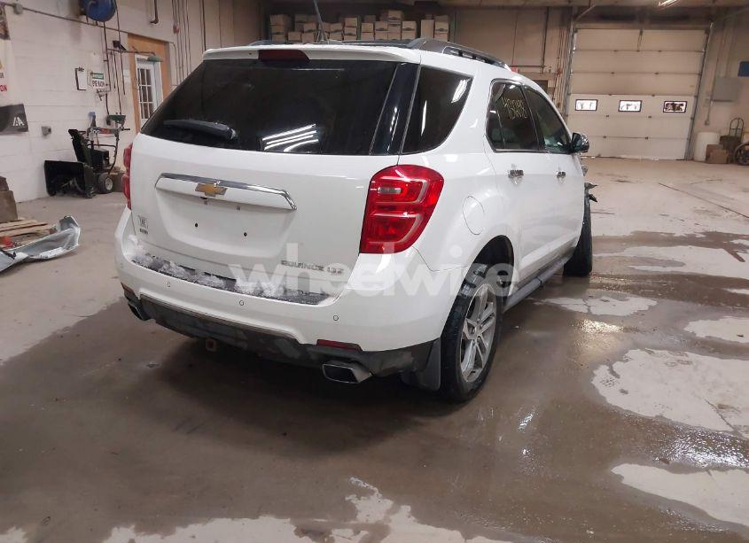 Photo 4 of 2016 Chevrolet Equinox LTZ (VIN 2GNFLGE32G6176473)