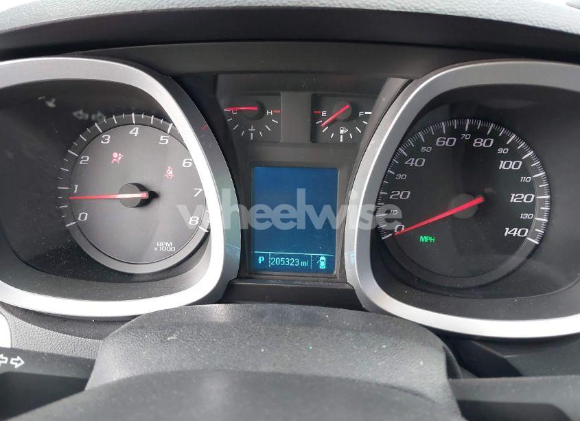 Photo 7 of 2015 Chevrolet Equinox 2LT (VIN 2GNFLGE34F6163951)