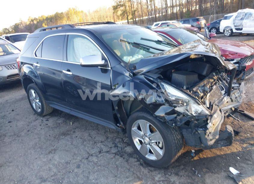 2015 Chevrolet Equinox 2LT (VIN 2GNFLGEK1F6399318) main photo