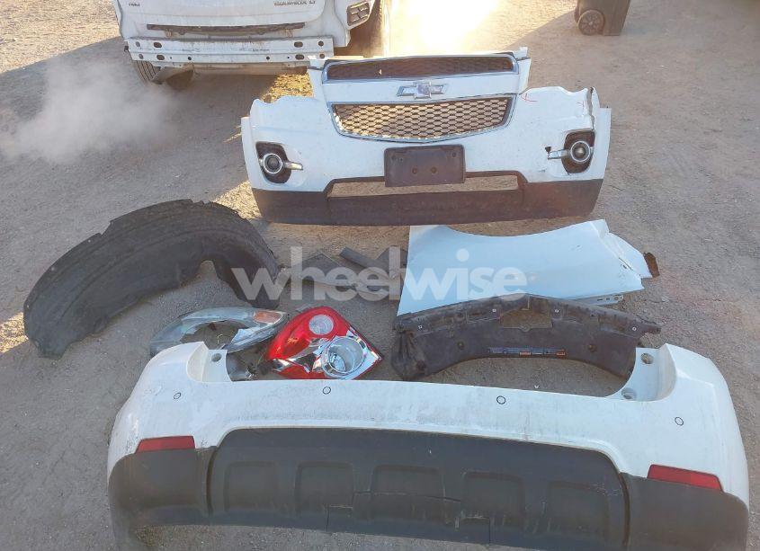 Photo 12 of 2015 Chevrolet Equinox 2LT (VIN 2GNFLGEK1F6413332)