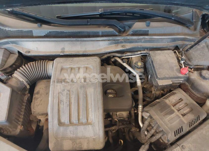 Photo 10 of 2015 Chevrolet Equinox 2LT (VIN 2GNFLGEK5F6148995)