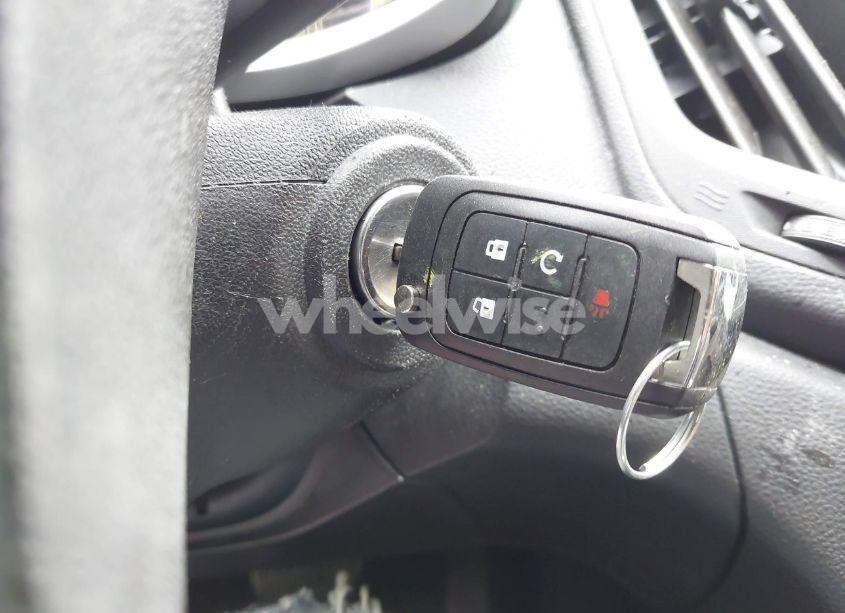 Photo 11 of 2015 Chevrolet Equinox 2LT (VIN 2GNFLGEK6F6207715)