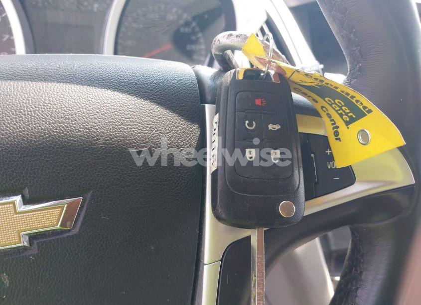 Photo 11 of 2016 Chevrolet Equinox LTZ (VIN 2GNFLGEK6G6146464)