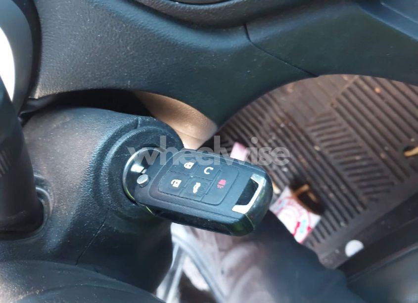 Photo 11 of 2015 Chevrolet Equinox 2LT (VIN 2GNFLGEK7F6423248)