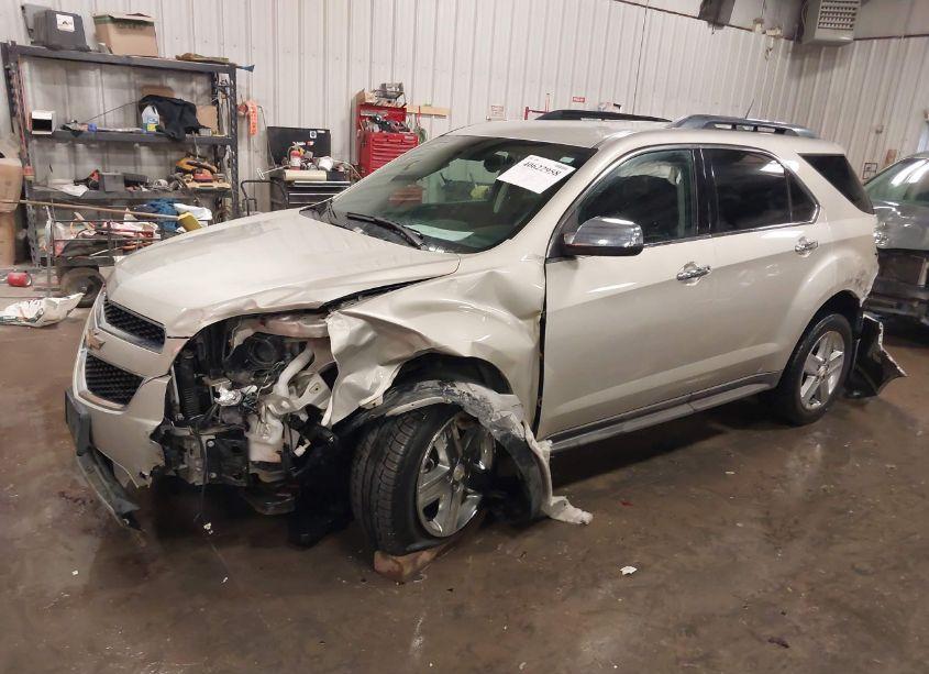 Photo 2 of 2015 Chevrolet Equinox LTZ (VIN 2GNFLHE34F6250416)