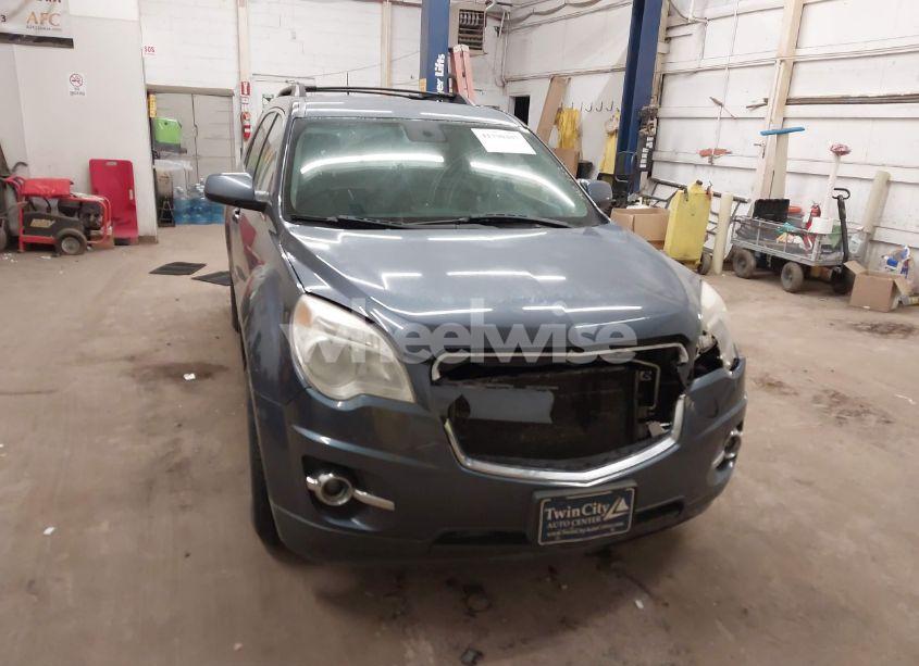 2013 Chevrolet Equinox 2LT (VIN 2GNFLNE30D6364022) main photo