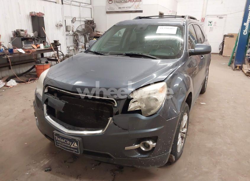 Photo 2 of 2013 Chevrolet Equinox 2LT (VIN 2GNFLNE30D6364022)