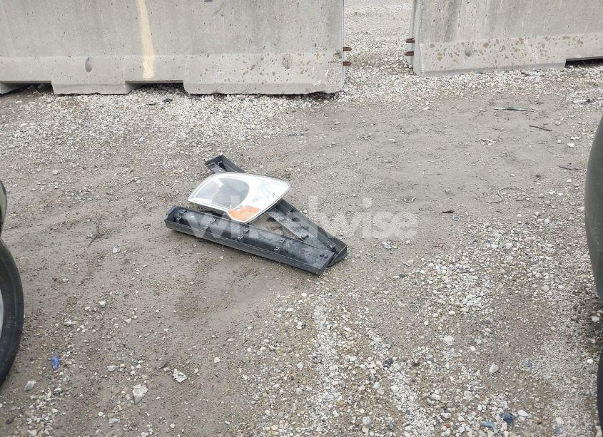 Photo 12 of 2013 Chevrolet Equinox 2LT (VIN 2GNFLNE31D6374364)