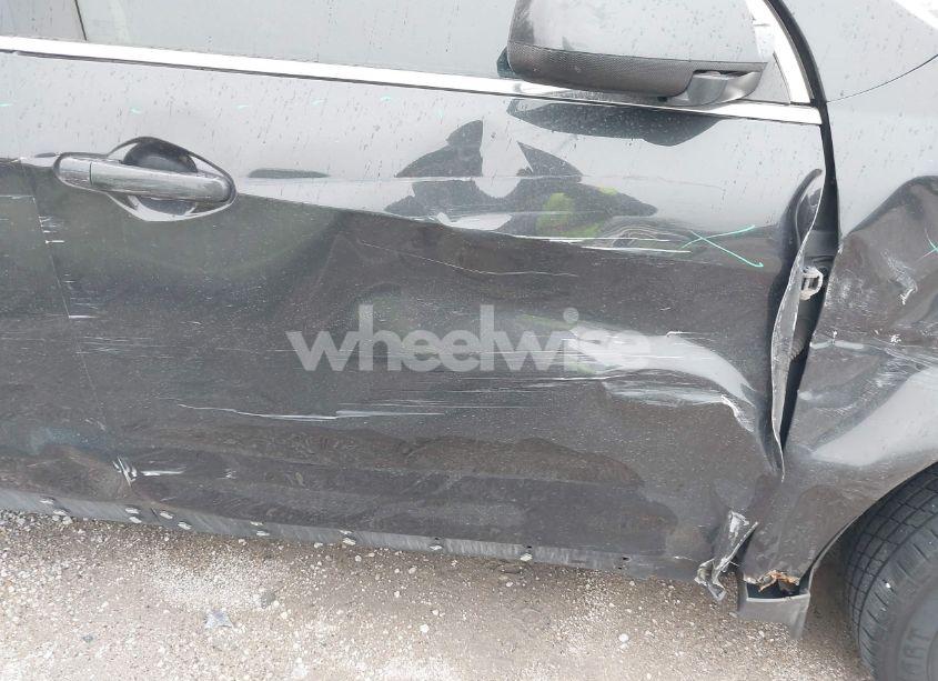 Photo 13 of 2013 Chevrolet Equinox 2LT (VIN 2GNFLNE31D6374364)