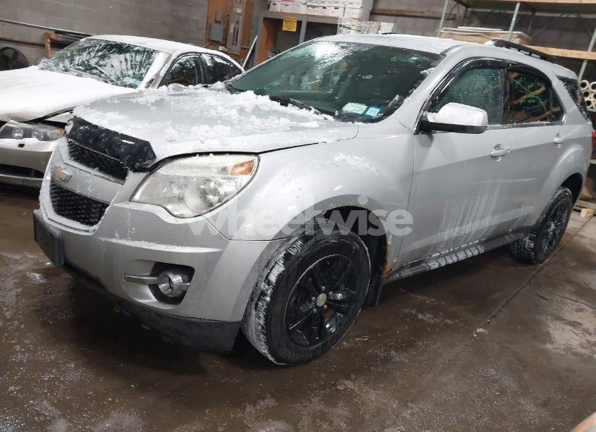 Photo 2 of 2012 Chevrolet Equinox 2LT (VIN 2GNFLNEK6C6116430)