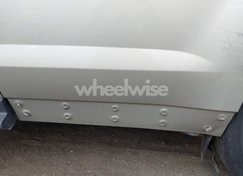 Photo 13 of 2013 Chevrolet Equinox 2LT (VIN 2GNFLNEK9D6184917)