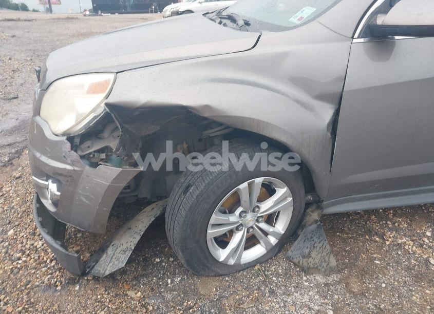 Photo 12 of 2012 Chevrolet Equinox 2LT (VIN 2GNFLPE51C6176590)