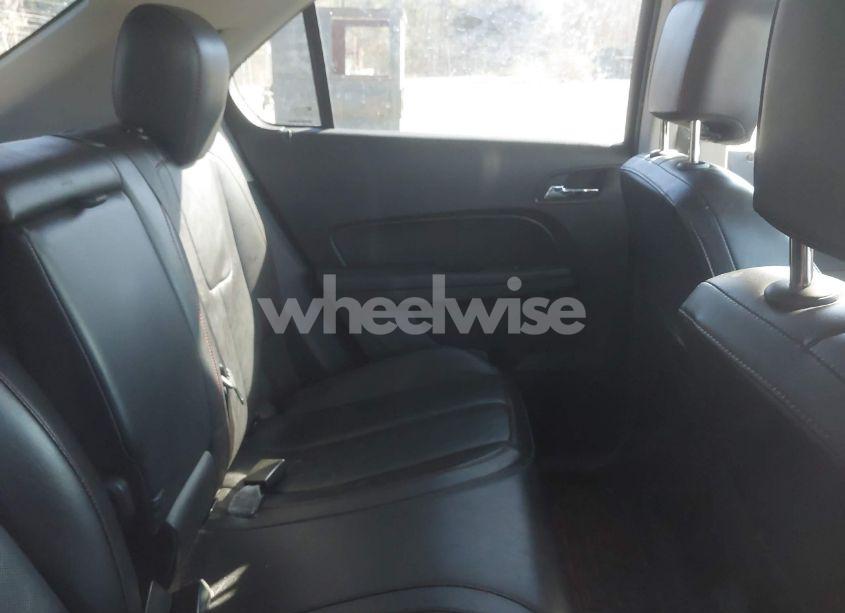 Photo 8 of 2012 Chevrolet Equinox 2LT (VIN 2GNFLPE54C6116271)