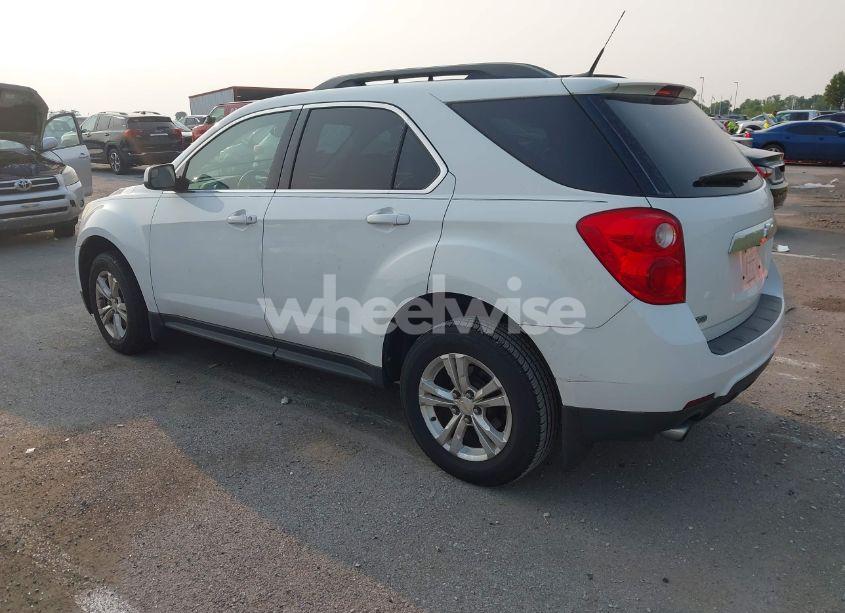 Photo 3 of 2012 Chevrolet Equinox 2LT (VIN 2GNFLPE58C6186419)