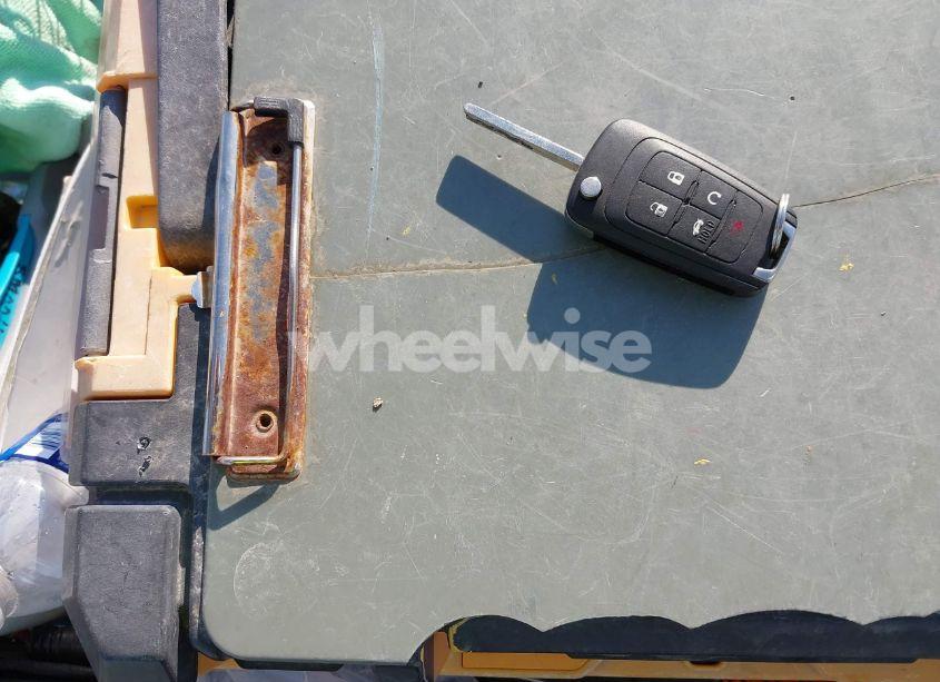 Photo 11 of 2012 Chevrolet Equinox 2LT (VIN 2GNFLPE58C6225669)