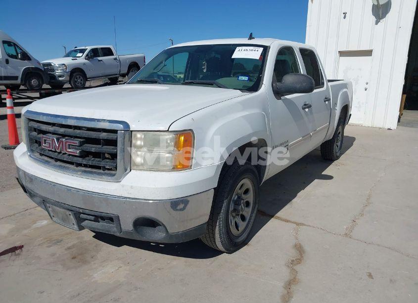 Photo 2 of 2008 Gmc Sierra 1500 SL (VIN 2GTEC13C781134271)