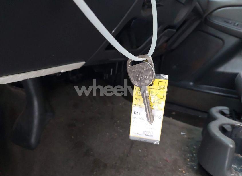 Photo 11 of 2005 Gmc Sierra 1500 SLE (VIN 2GTEC13T251227002)