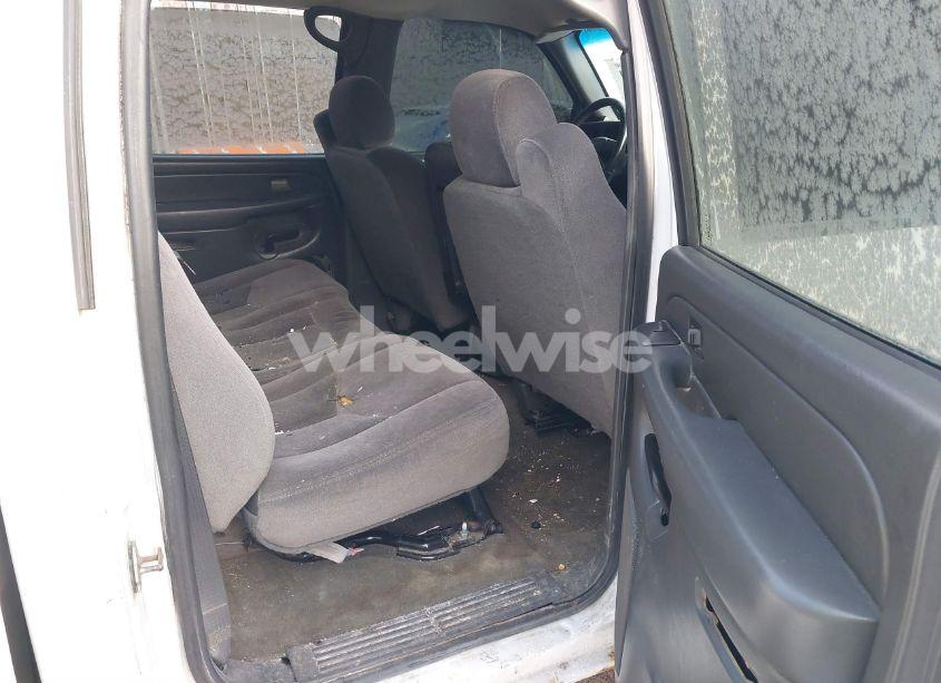 Photo 8 of 2005 Gmc Sierra 1500 SLE (VIN 2GTEC13T251227002)