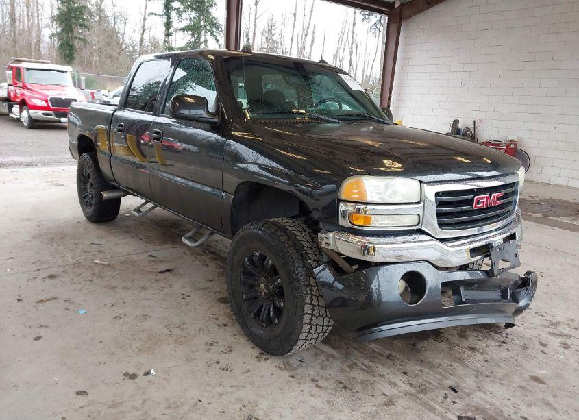 2005 Gmc Sierra 1500 SLE (VIN 2GTEC13T451116547) main photo