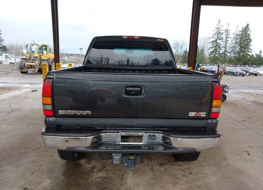 Photo 16 of 2005 Gmc Sierra 1500 SLE (VIN 2GTEC13T451116547)