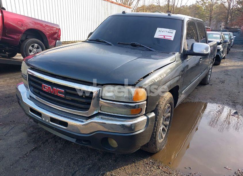 Photo 2 of 2005 Gmc Sierra 1500 SLT (VIN 2GTEC13T551264710)