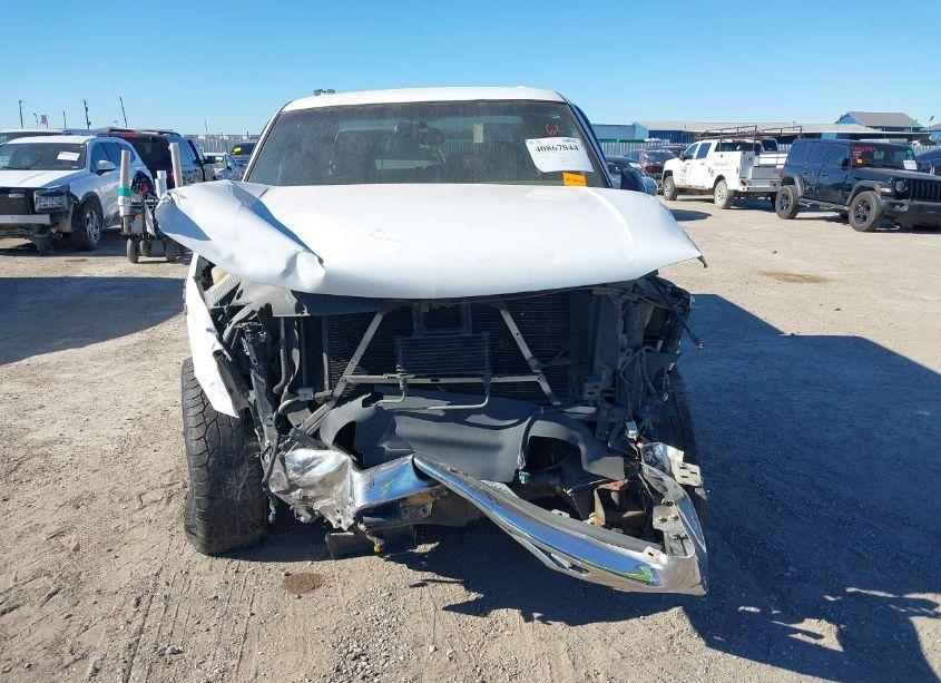 Photo 12 of 2005 Gmc Sierra 1500 SLE (VIN 2GTEC13T751370804)