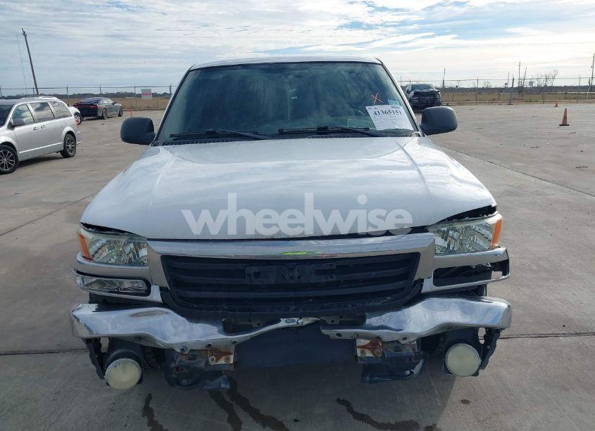 Photo 6 of 2005 Gmc Sierra 1500 SLE (VIN 2GTEC13T851125185)