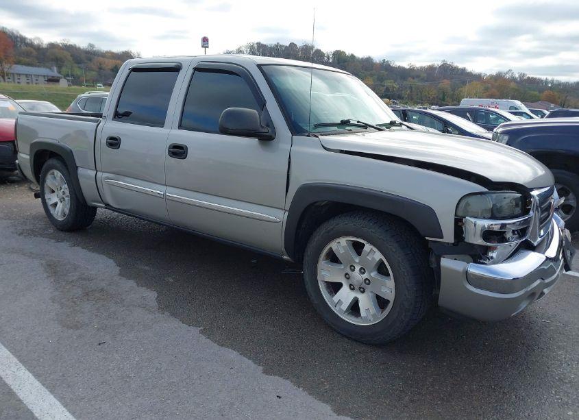2005 Gmc Sierra 1500 SLE (VIN 2GTEC13T851316928) main photo