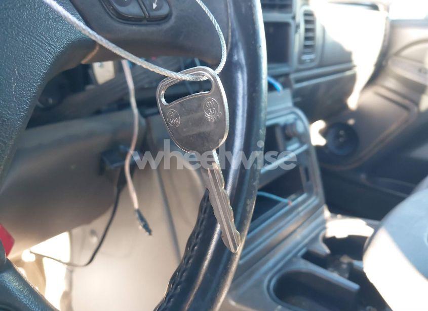 Photo 11 of 2005 Gmc Sierra 1500 SLT (VIN 2GTEC13TX51359439)