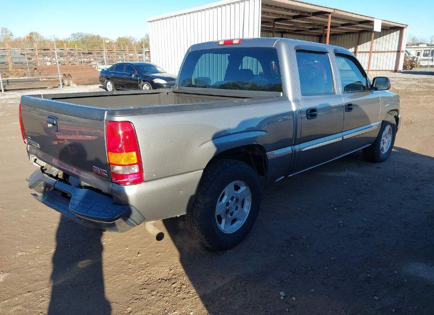 Photo 4 of 2006 Gmc Sierra 1500 SL (VIN 2GTEC13V761352550)